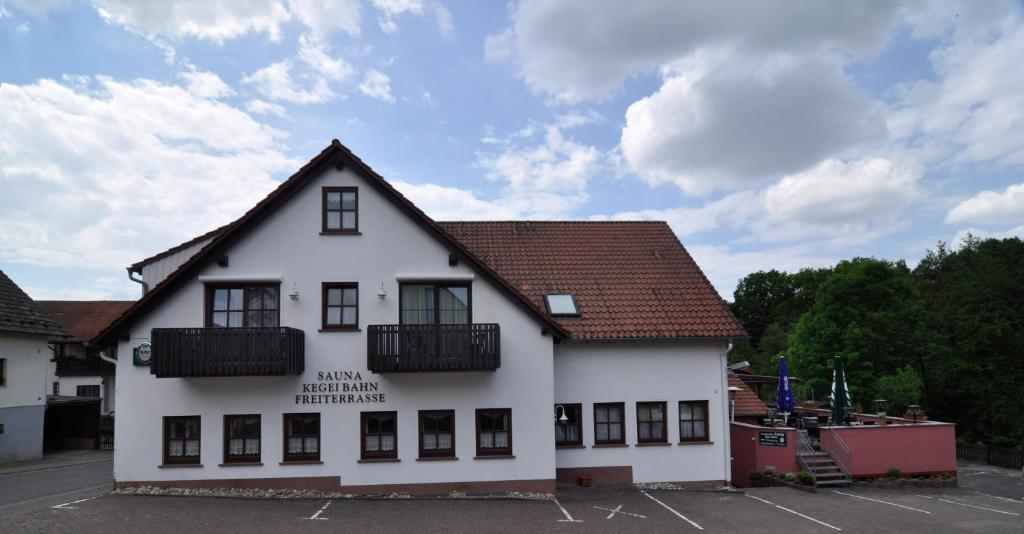 Landgasthof Lang Zum Adler Oberkalbach Exterior photo